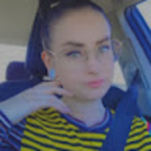 Meet your Posher, Ebony